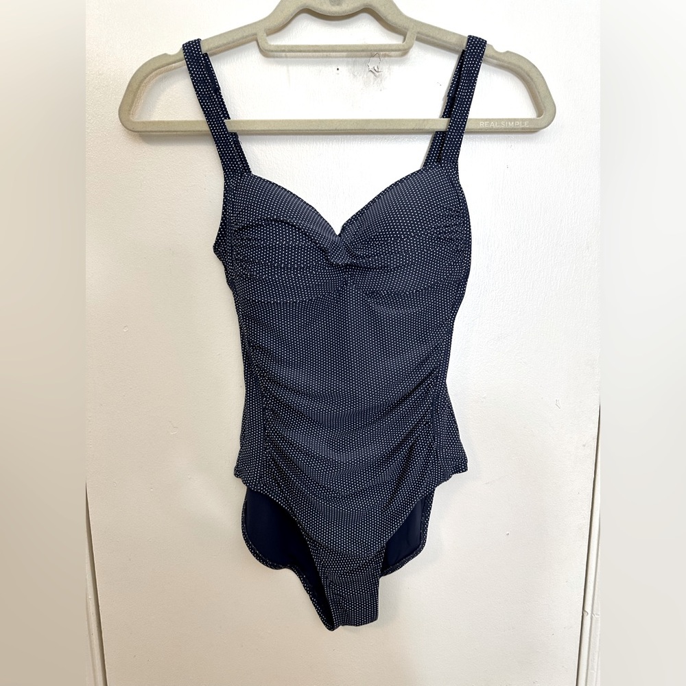 2/$30🔥NipTuck Swim Swimsuit-size 4